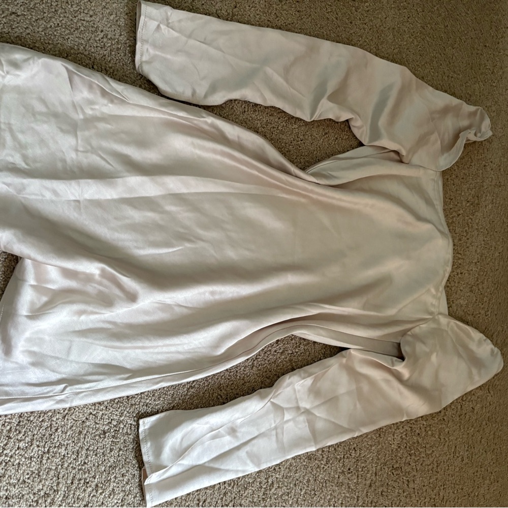 Princess Polly Shiny Long Sleeve Champagne Mini Dress 🍾🥂✨ - Picture 6 of 8